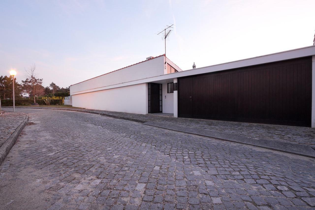 4 Bedroom Luxury Villa - Riverside & Beachside Esposende Esterno foto